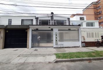 Casa en  Carrera 67 #97-15, Bogotá, Colombia