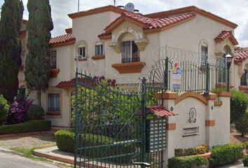 Casa en fraccionamiento en  Privada Olivares, Villa Del Real 6ta Seccion, Villa Del Real 4ta Sección, Ojo De Agua, Estado De México, México