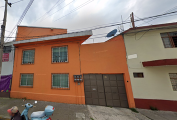 Casa en  C. Otomíes 70-depto 4, Tlalcoligia, 14630 Ciudad De México, Cdmx, México