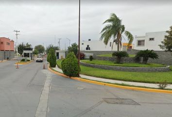 Casa en fraccionamiento en  Circuito Ágata No 548, Residencial Miraloma, Reynosa, Tamaulipas, México
