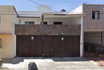 Casa en  Calle Miguel Bernal, Aldama Tetlán, Guadalajara, Jalisco, México