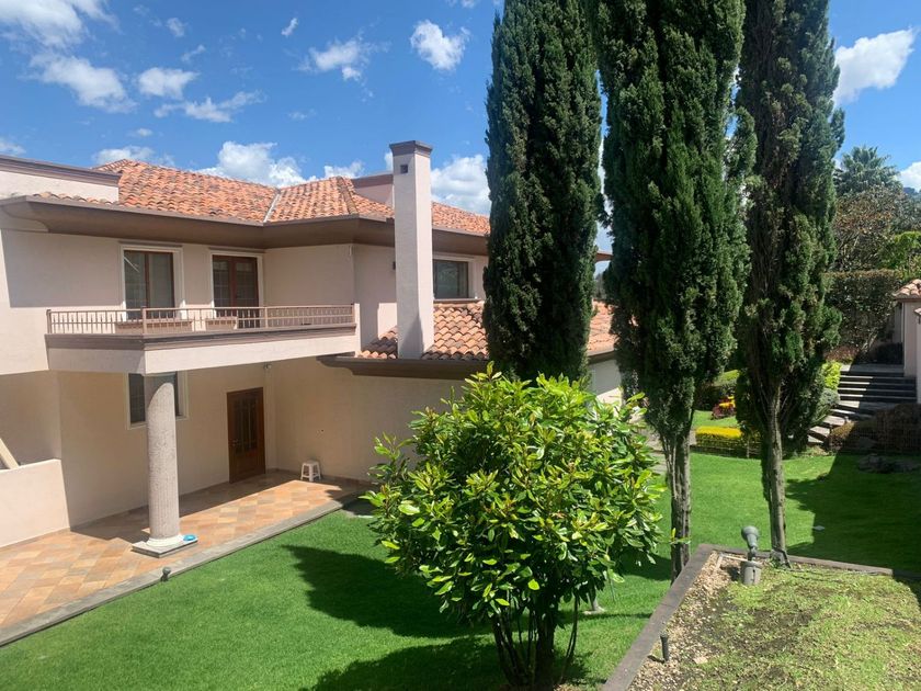 venta Casa en Nayón, Quito icasas.ec