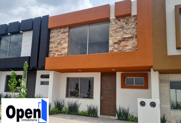 Casa en fraccionamiento en  Corporativos Tres Marías, Morelia, Michoacán