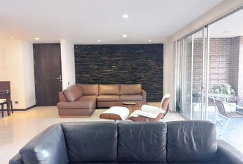 Apartamento en  El Tesoro, Medellín