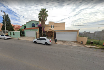 Casa en  Calle Juan Bernardo, La Cañada, Chihuahua, México
