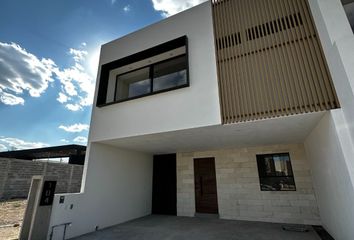 Casa en fraccionamiento en  Simón Diaz Aguaje, San Luis Potosí