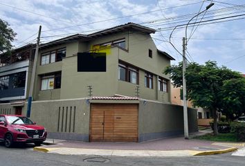 Casa en  Calle Manuel Atanasio Fuentes, San Isidro, Perú