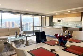 Apartamento en  Las Lomas, Medellín