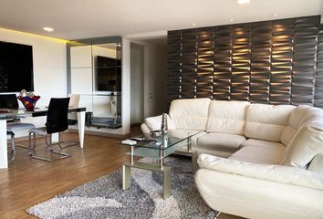 Apartamento en Las Lomas, Medellín
