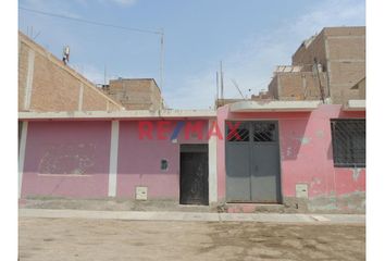 Casa en  María Parado De Bellido, José Leonardo Ortiz, Perú