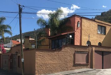 Casa en  Bosque Camelinas, Morelia, Michoacán, México