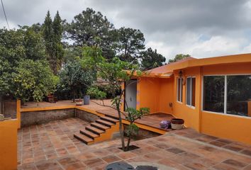 Casa en  Lomas De Atzingo, Cuernavaca, Morelos, México