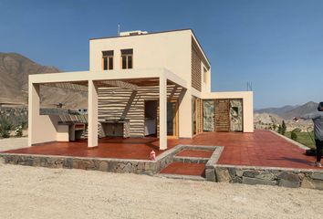 Casa en  Las Bahías, Condominios Ecológicos, Av. Cieneguilla, Cieneguilla, Perú