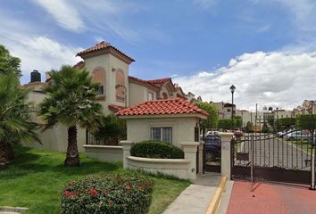 Casa en fraccionamiento en  Bayona, Cofradía San Miguel Ìii, Cuautitlán Izcalli, Estado De México, México