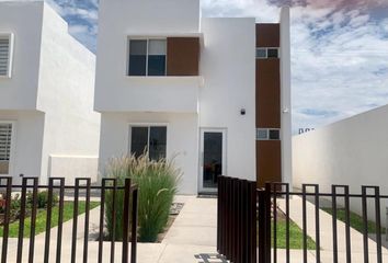 Casa en fraccionamiento en  Loma Real Iii Sector Privado (cto. Sierra Sur), Coahuila De Zaragoza, México