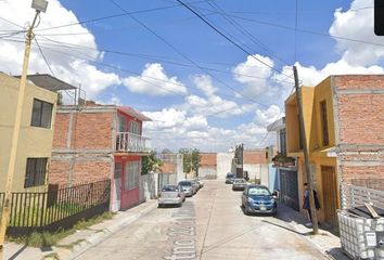 Casa en  Retorno 22 De Diciembre, Valle Del Cedazo, Aguascalientes, México