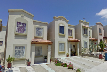 Casa en  Paseo Del Prado 970, Villa Residencial Del Prado I, Ensenada, Baja California, México
