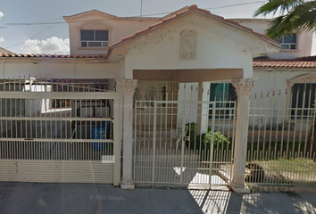 Casa en  C. 2 De Abril 312, Centro, 33130 Pedro Meoqui, Chih., México