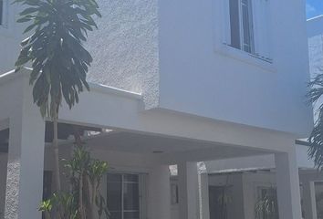 Casa en condominio en  Jardines Del Mar Sm 77, Los Corales, Cancún, Quintana Roo, México