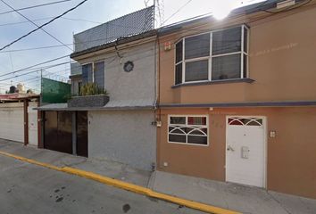 Casa en  Tilos 231, Mz 042, Villa De Las Flores, San Francisco Coacalco, Estado De México, México