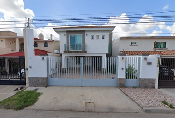 Casa en  Río Piaxtla 1101, Las Palmas, Los Mochis, Sinaloa, México