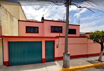 Casa en  Pueblo San Juan Ixtacala, Tlalnepantla De Baz, Estado De México, México