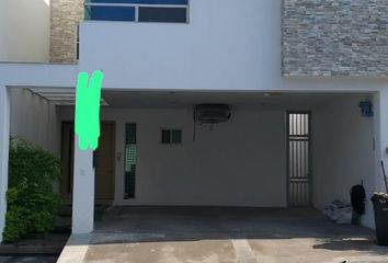 Casa en fraccionamiento en  Cumbres Providencia, Monterrey