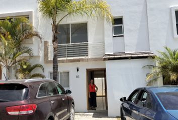 Casa en condominio en  Blvd. La Loma 1000, La Loma Residencial, Tlajomulco De Zúñiga, Jalisco, México
