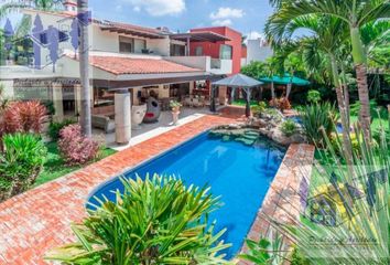 Casa en  San Jerónimo Ahuatepec, Cuernavaca, Morelos, México