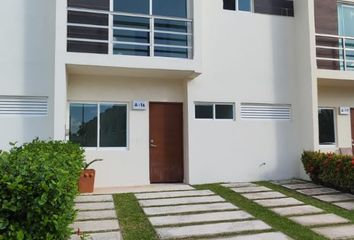 Casa en  Long Island, Avenida Huayacán Sm 56, Cancún, Quintana Roo, México