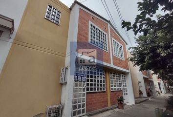 Casa en  Exito Paseo Del Puente, Calle 21, Piedecuesta, Santander, Colombia