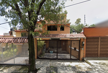 Casa en  C. Viveros De La Cascada 162b, Mz 006, Hab Viveros De La Loma, 54080 Tlalnepantla, Méx., México