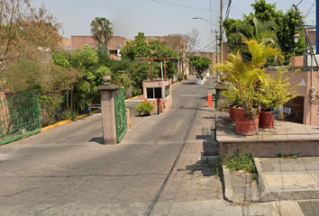 Casa en fraccionamiento en  C. De Los Gallos, Tejalpa, Jiutepec, Morelos, México