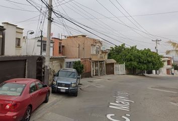 Casa en  Calle Maykop, Fontana Iii, Tijuana, Baja California, México