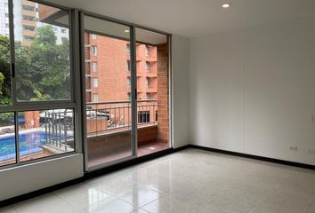 Apartamento en  Castropol, Medellín