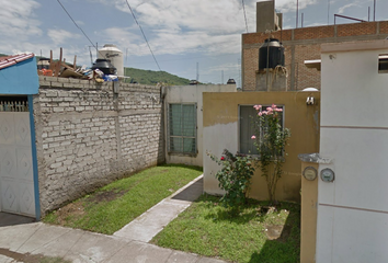 Casa en fraccionamiento en  Villa De Barreto 67, Jazmines, Tepic, Nayarit, México