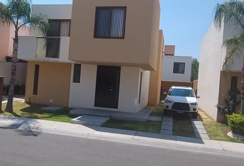 Casa en  Puerta Real Residencial Desarrollo Urbana 08, El Pueblito, Querétaro, México