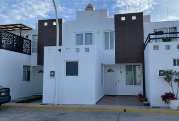 Casa en condominio en  Residencial Las Lunas, Barrio Del Calvario, San Juan Cuautlancingo, Puebla, México