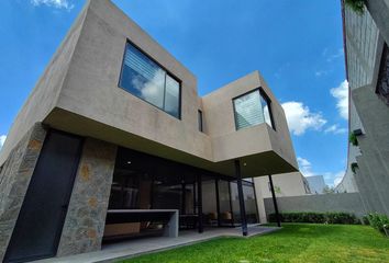 Casa en  Altozano Querétaro, Anillo Vial Fray Junípero Serra, Santiago De Querétaro, Querétaro, México