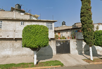 Casa en  Calle 16, Campestre Guadalupana, Nezahualcóyotl, Estado De México, México