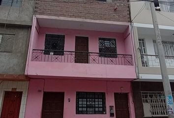 Casa en  Av. Perú, San Martín De Porres, Lima, Perú