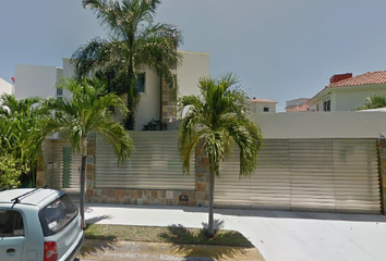 Casa en  Calle Holbox 77504, Sm 507, Cancún, Q.r., México