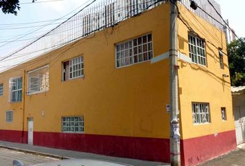 Casa en  Calle Francisco Javier Mina 111-125, San Pedro Xalpa, Azcapotzalco, Ciudad De México, 02710, Mex