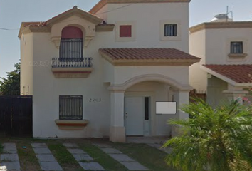 Casa en fraccionamiento en  Del Bosque, Casa Blanca, Ciudad Obregón, Sonora, México