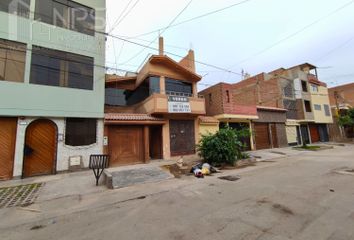 Casa en  Avenida San Diego De Alcala, San Martín De Porres, Perú