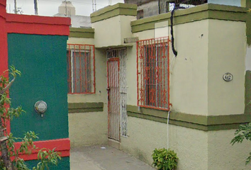 Casa en fraccionamiento en  A. Siqueiros, Misión Real, Ciudad Apodaca, Nuevo León, México