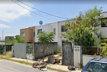 Casa en  San Roberto, La Trinidad, Jardines De La Silla, Nuevo León, México