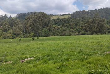 Hacienda-Quinta en  Sangolquí, Ecuador