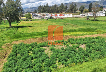 Terreno Comercial en  Pujilí, Ecuador