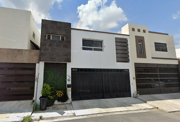 Casa en  Avenida Lince 144, Cumbres Elite 8o Sector, Monterrey, Nuevo León, México